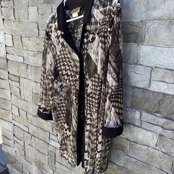 Selling woman top - Picture 3 of 3